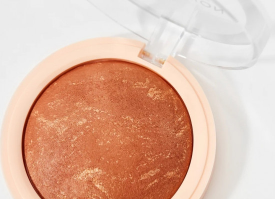 Пудра-бронзер для лица «Powder Bronzer», оттенок Long weekend