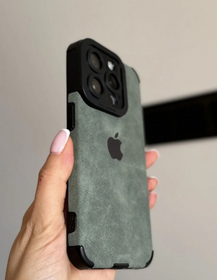 Чехол для iPhone 17 Рro