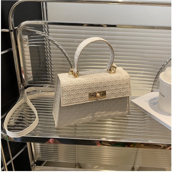 Мини-сумка женская