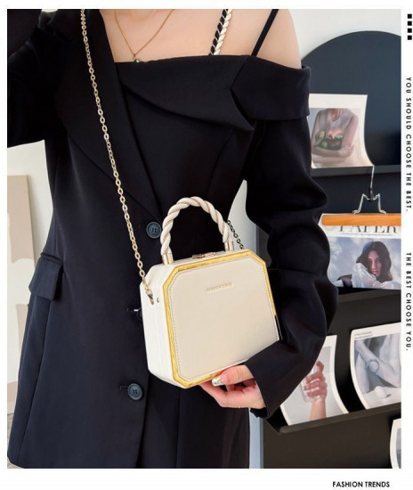 Мини-сумка женская