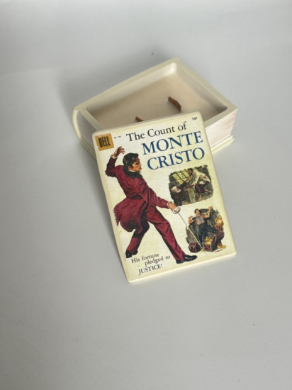 Свеча ароматическая «Книга»