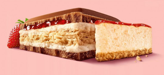 Шоколад молочный с клубничным чизкейком «Strawberry Cheesecake»