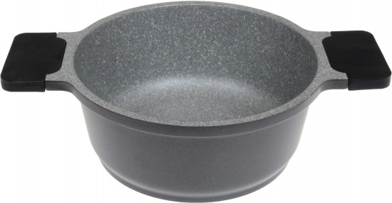 Кастрюля с крышкой