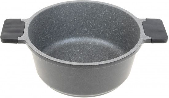 Кастрюля с крышкой