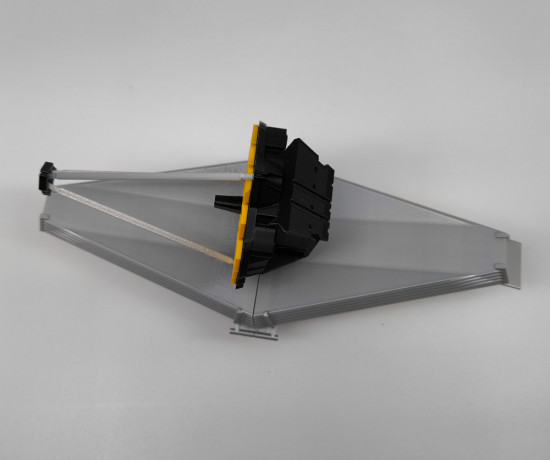 Сборная модель космического телескопа James Webb