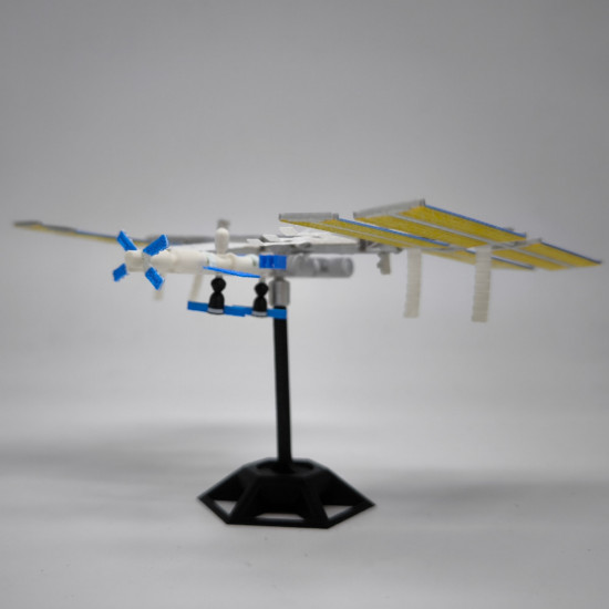 Сборная модель «Международная Космическая Станция»