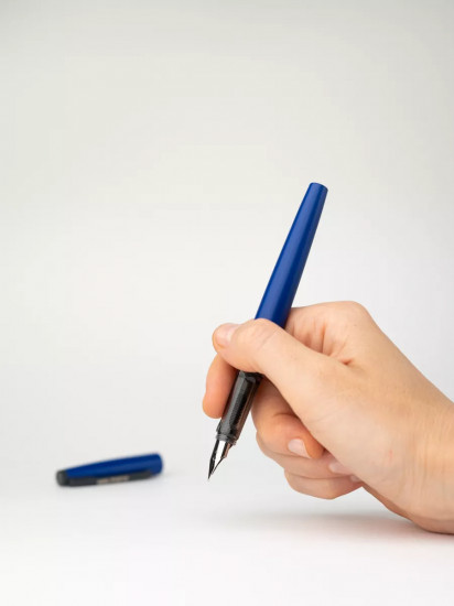 Ручка перьевая с конвертером