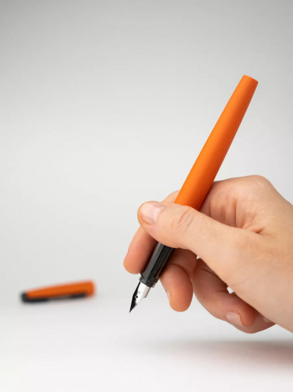 Ручка перьевая с конвертером