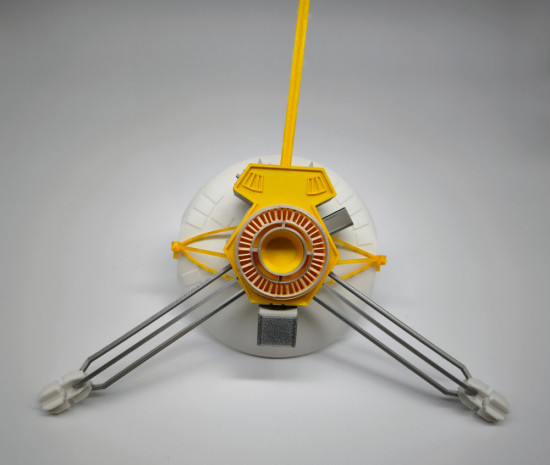 Сборная модель космического аппарата «Pioneer-10»