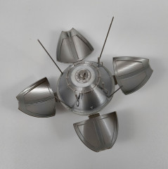 Сборная модель космической станции «Луна-9» - Фото 3