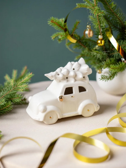Фигурка новогодняя с подсветкой «Машинка с ёлкой»