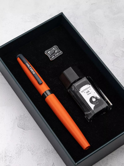 Ручка перьевая с черной тушью