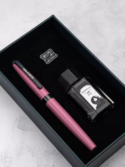 Ручка перьевая с черной тушью