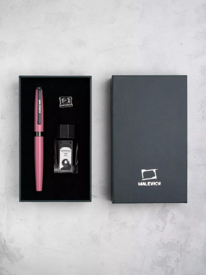 Ручка перьевая с черной тушью