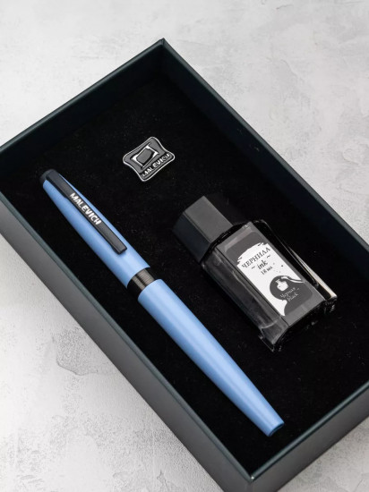 Ручка перьевая с черной тушью