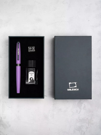 Ручка перьевая с черной тушью