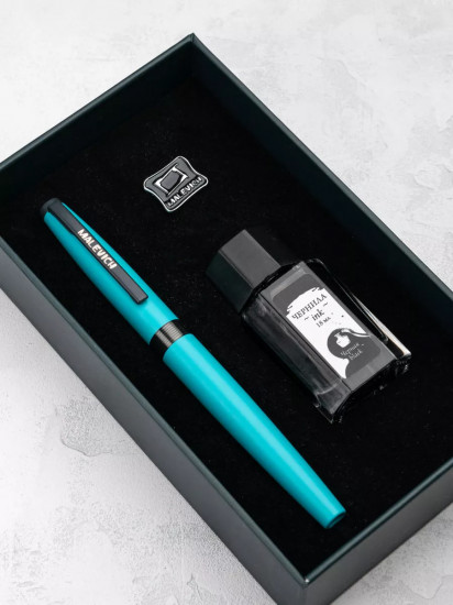 Ручка перьевая с черной тушью