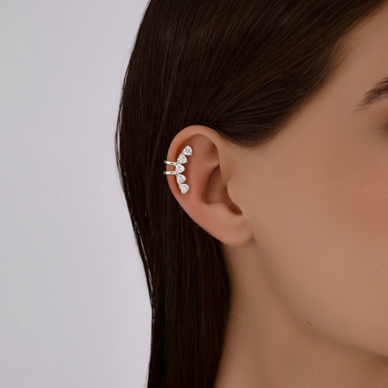 Серьга из серебра с фианитами