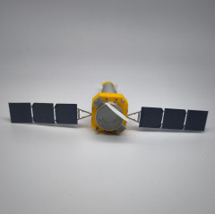Сборная модель космического телескопа «Chandra X-Ray Observatory» - Фото 2