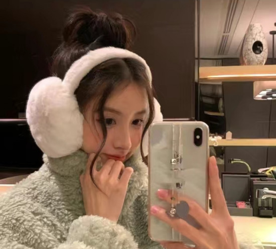 Меховые наушники женские утеплённые