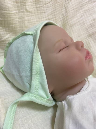 Чепчик для новорожденных