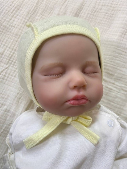 Чепчик для новорожденных