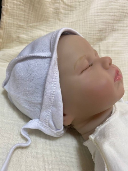 Чепчик для новорожденных