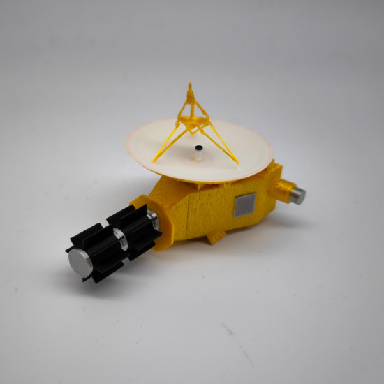 Сборная модель космического аппарата «New Horizonts»