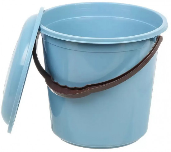 Ведро с мерной шкалой и крышкой