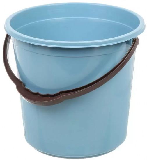 Ведро с мерной шкалой и крышкой