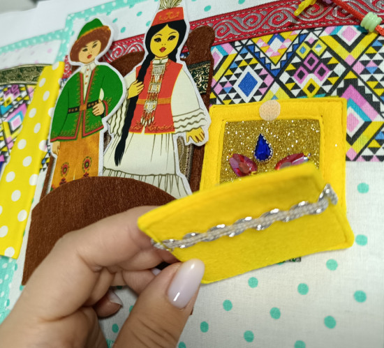 Книга из фетра «Юрта»