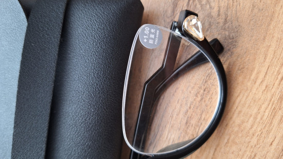 Очки для чтения +1.00