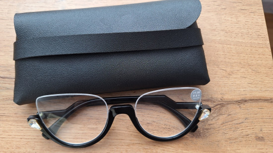 Очки для чтения +1.00