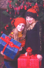 Шапки, шарфы, митенки. Вяжем крючком и спицами - Фото 5