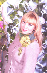 Шапки, шарфы, митенки. Вяжем крючком и спицами - Фото 10