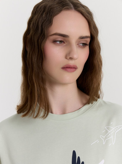 Футболка женская