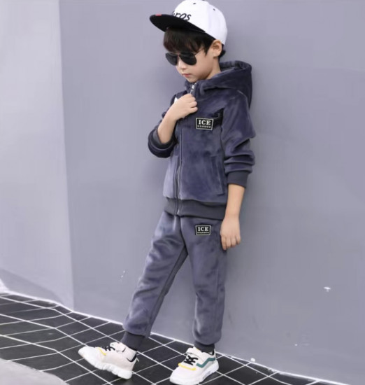 Костюм-двойка для мальчиков утепленный