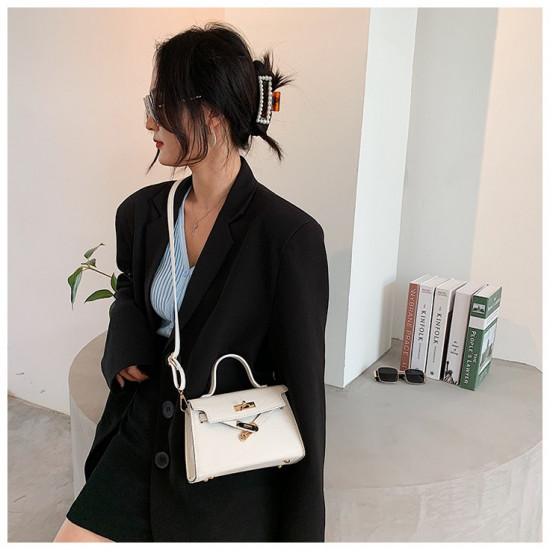 Мини-сумка женская