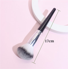 Кисть для пудры и румян - Фото 1