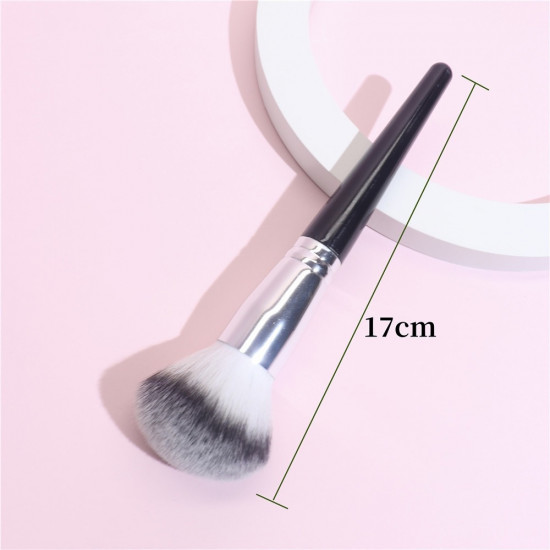 Кисть для пудры и румян