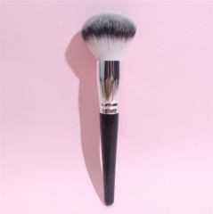 Кисть для пудры и румян - Фото 5