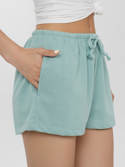 Шорты женские