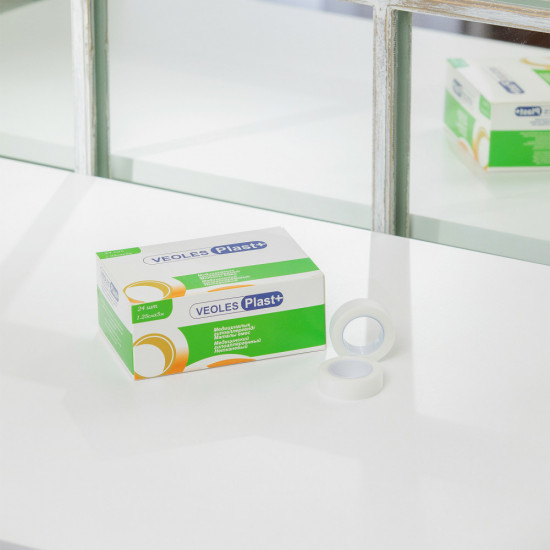 Пластырь в рулоне медицинский на нетканой основе