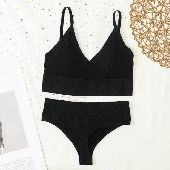 Комплект нижнего белья женский