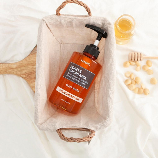 Гель для душа «Honey & Macadamia Body Wash Blackberry Bay»