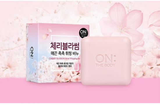 Мыло туалетное «Flower Cheery Blosom Whipping Soap»