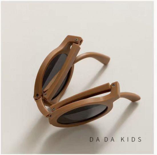 Солнцезащитные очки для взрослых