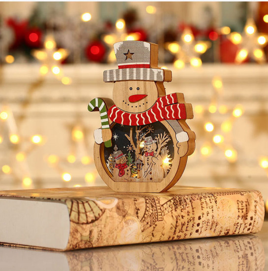 Новогодний декор «Снеговик с подсветкой»