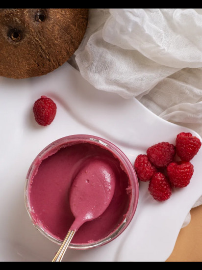 Паста кокосовая с малиной без сахара