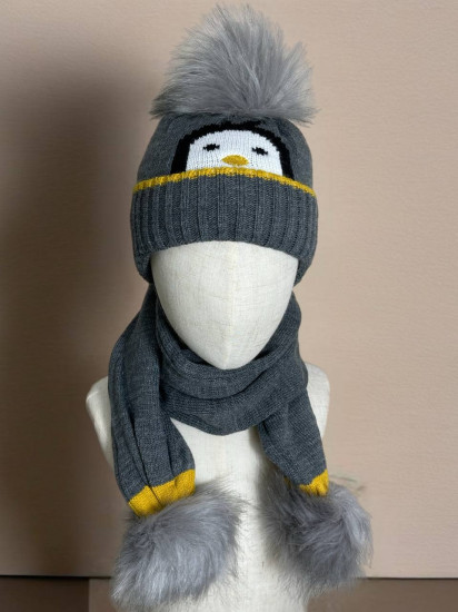 Комплект с шапкой и шарфом детский